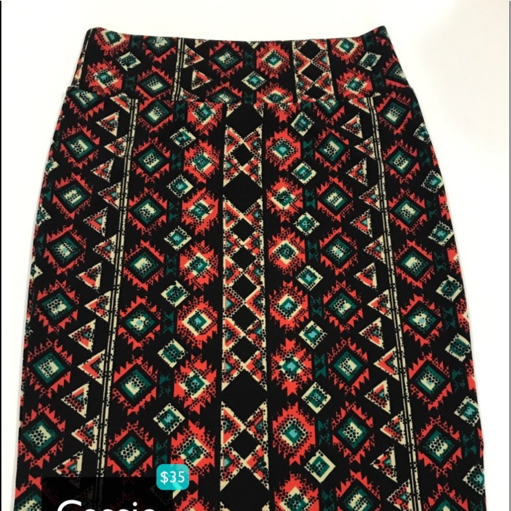 Cassie skirt